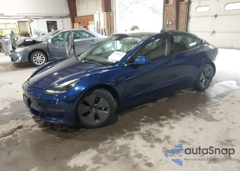 2021 Tesla Model 3 Standard Range Plus Rear-Wheel Drive from USA, damaged, VIN 5YJ3E1EA4MF096115